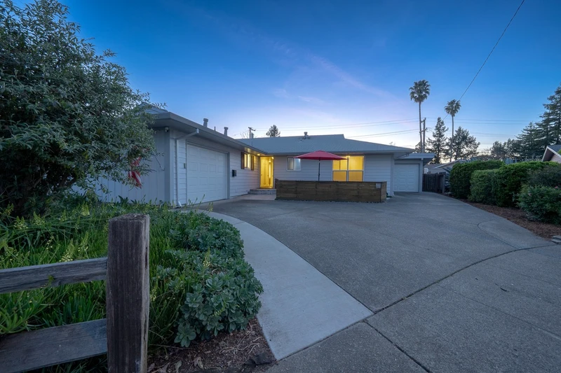 119 Sandalwood Court