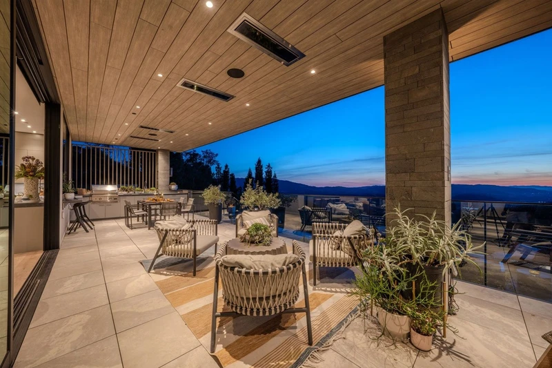 12305 Manzanita Lane, view 28