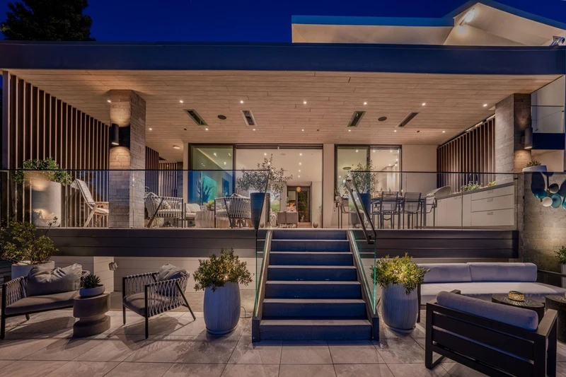 12305 Manzanita Lane, view 33