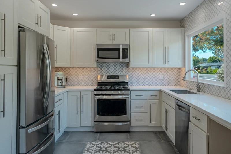 1340 Parsons Drive, view 7