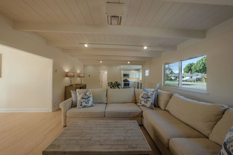 1340 Parsons Drive, view 8