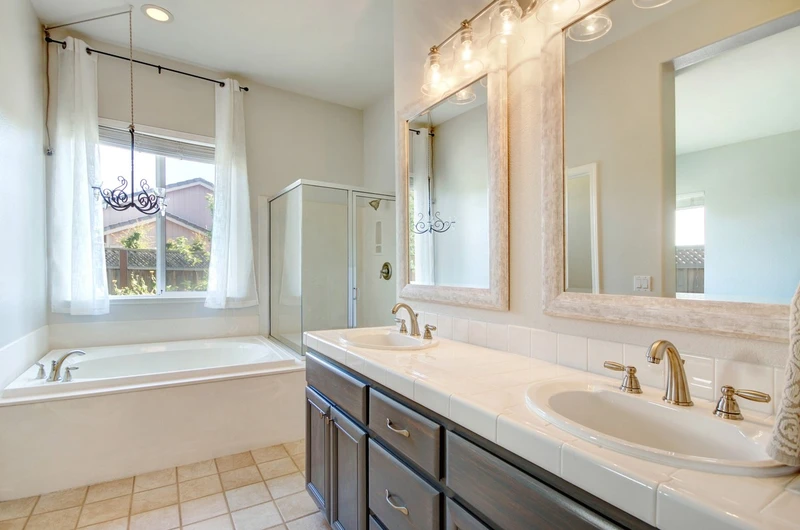 1523 Mathias Pl, view 8