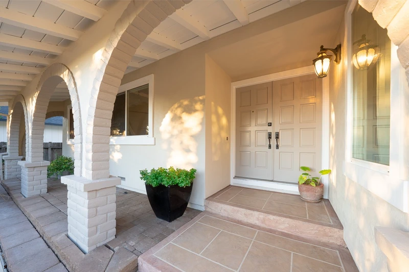 2035 Parrish Drive, view 2