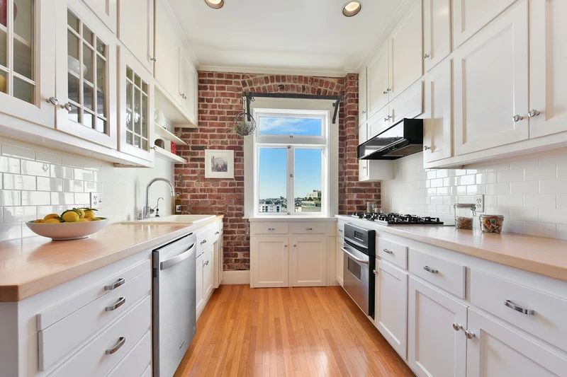 2299 Sacramento St Apt 19