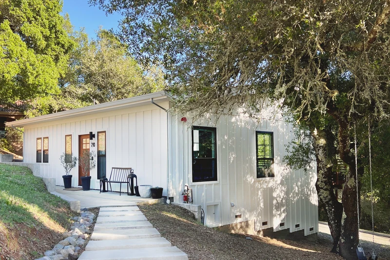 240 Clear Ridge Drive, view 1