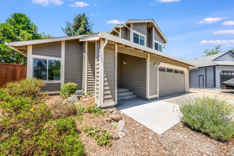 2434 Covey Court, view 7