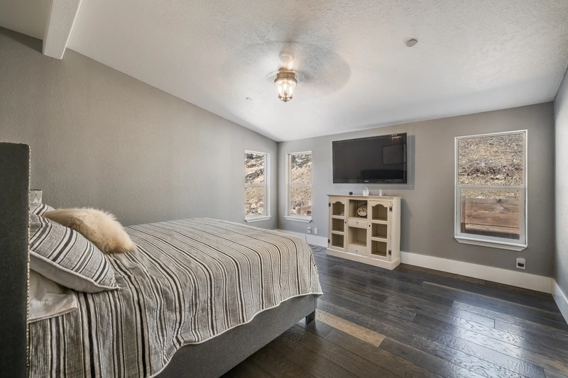 3198 Porter Creek Rd, view 17
