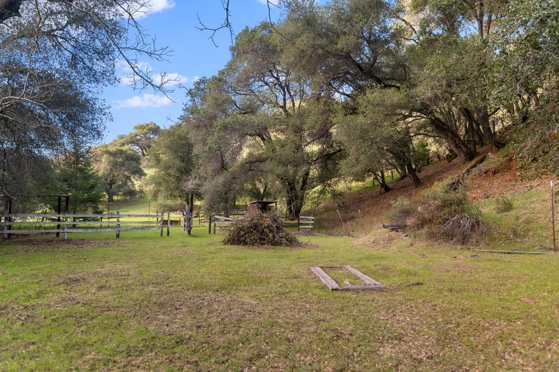 32040 Highway 128, view 14