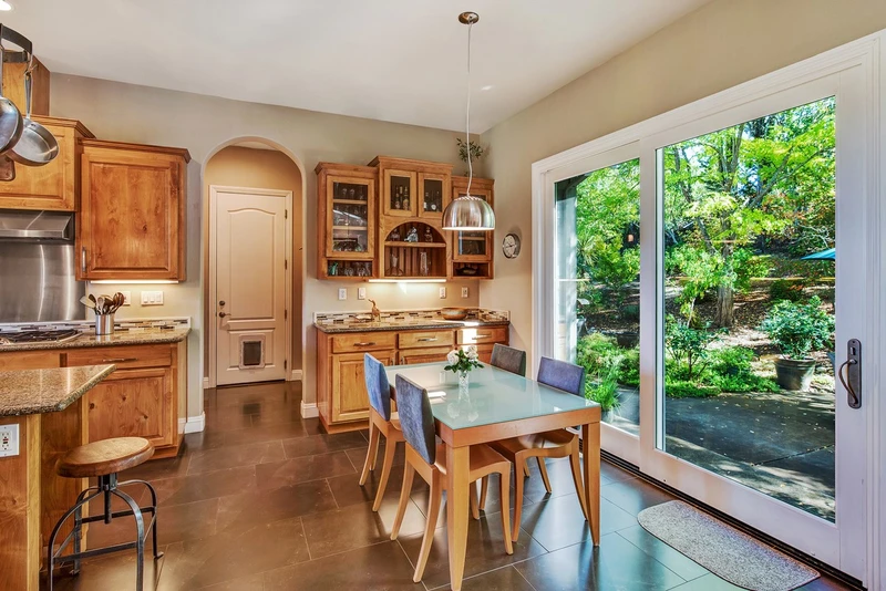 3600 Sullivan Rd, view 12