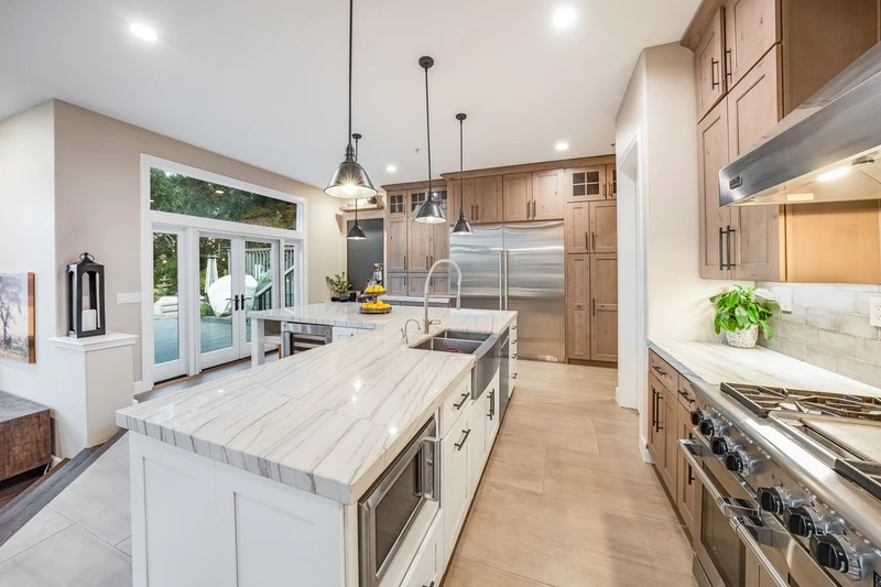 4250 Pine Ridge Drive, view 4