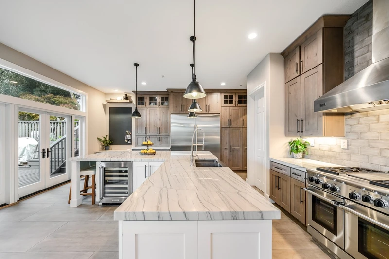 4250 Pine Ridge Drive, view 5