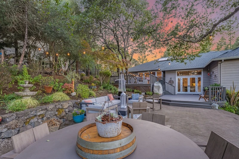 4250 Pine Ridge Drive, view 19