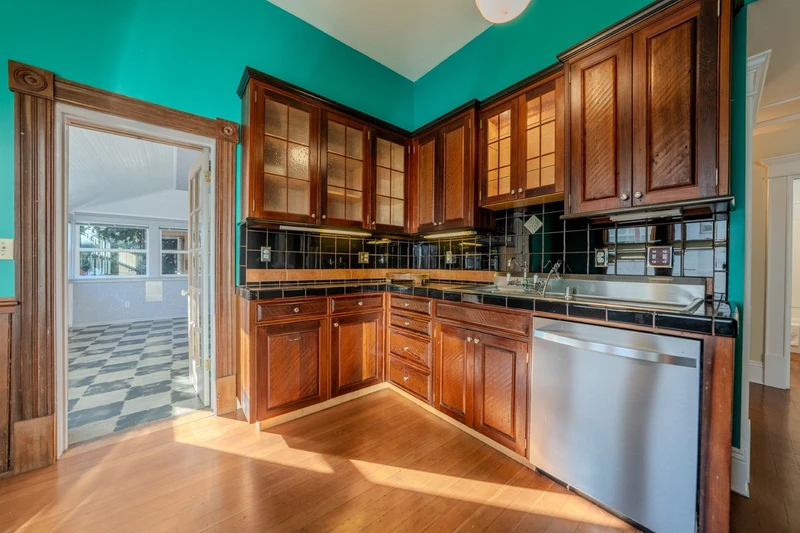 432 8th Street, view 15