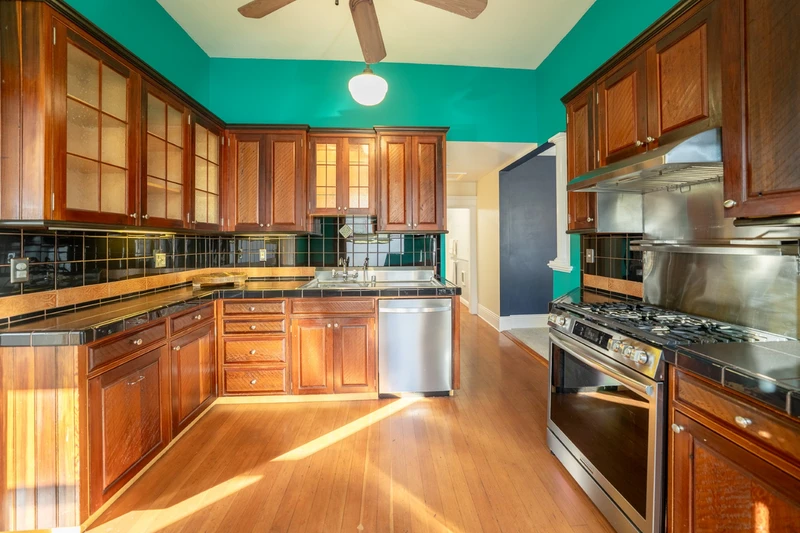 432 8th Street, view 16