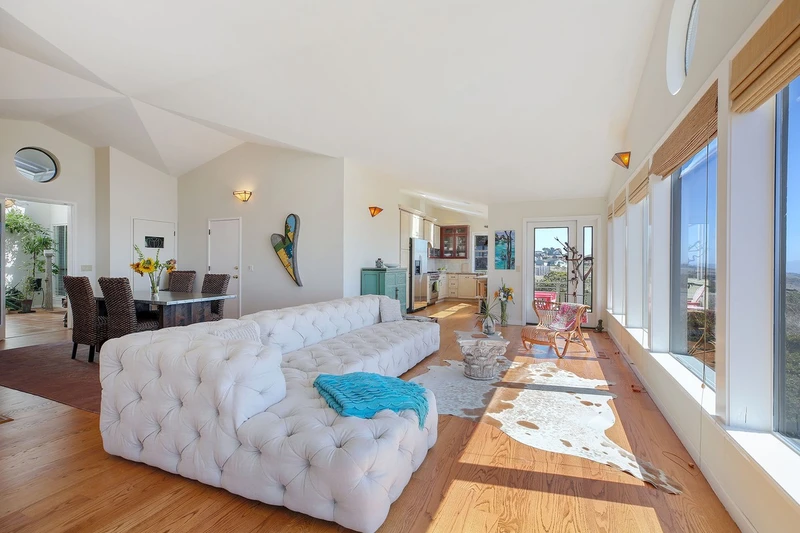 569 Oceana Dr, view 13