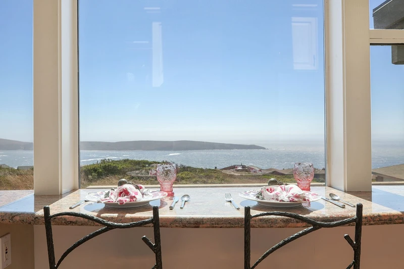 569 Oceana Dr, view 18