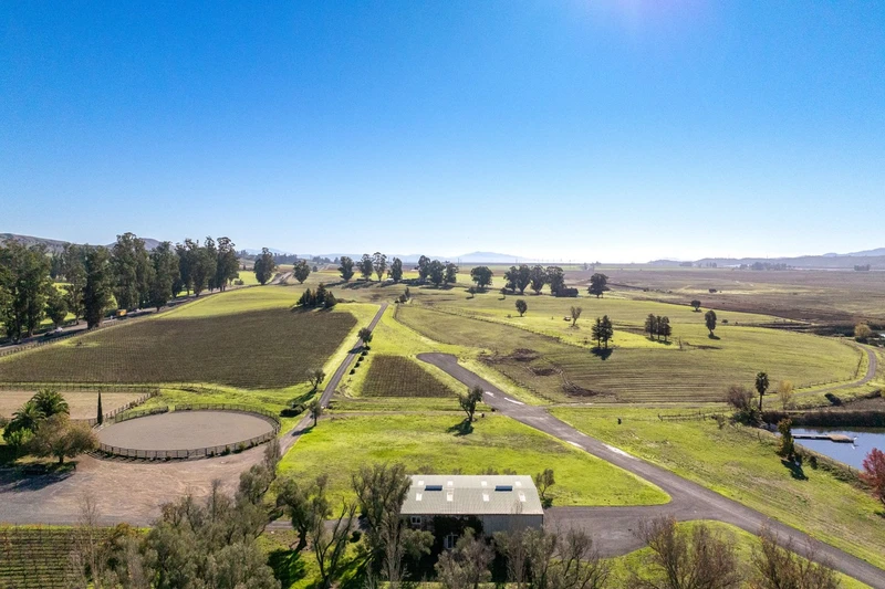 6614 Lakeville Highway, view 1
