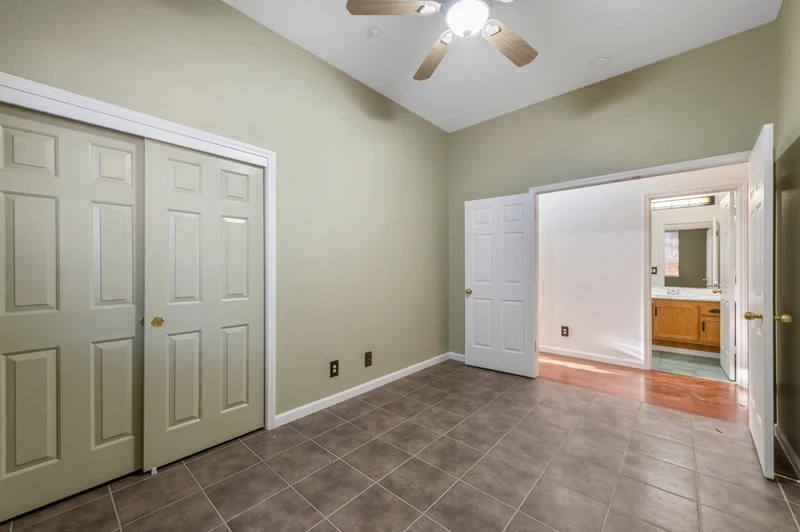 87 Winedale Ln, view 12