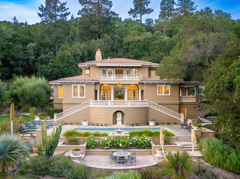 870 Kinnybrook Drive