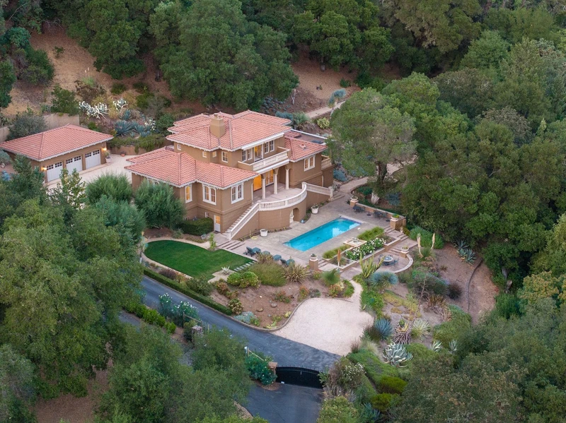 870 Kinnybrook Drive, view 14