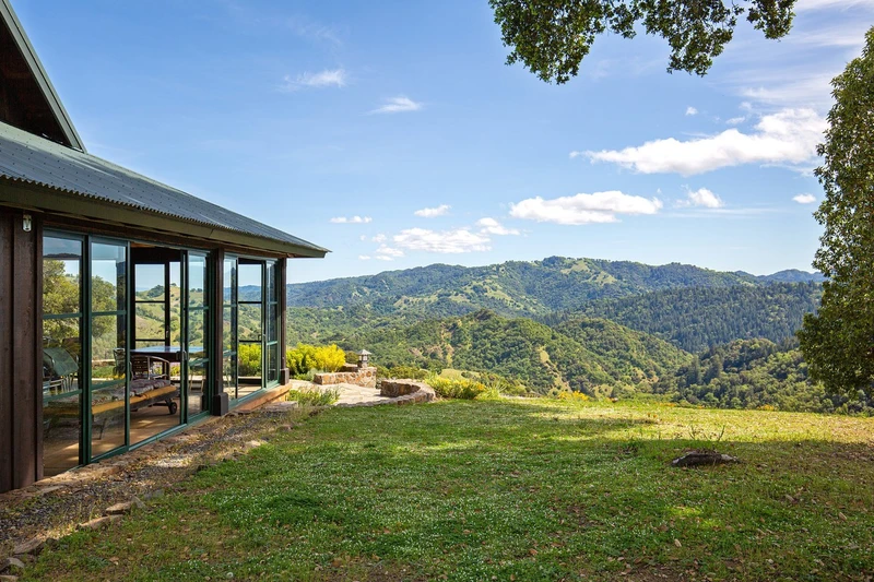 Lake Sonomas Rockpile Ranch, view 2