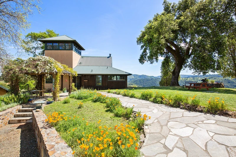 Lake Sonomas Rockpile Ranch, view 5